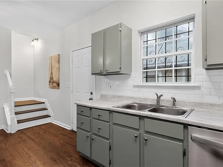 1021 Ada Ave NW — Photo 10