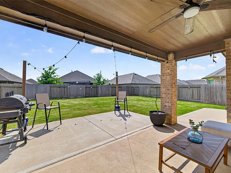16307 Rockdale Landing Dr — Photo 37