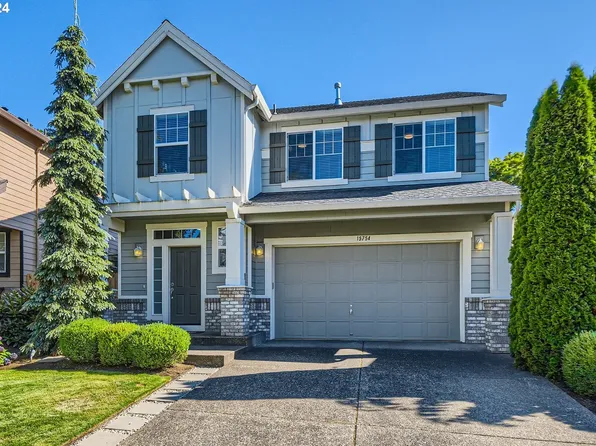 15754 SE Jansik Ct, Damascus, OR 97089