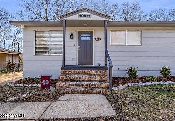 3rd image of 108 1/2 Southdale Dr