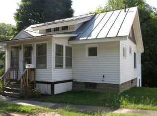 15 Farman Ave, West Lebanon, NH 03784