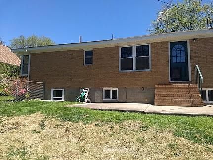5th image of 232 Grandview Ave