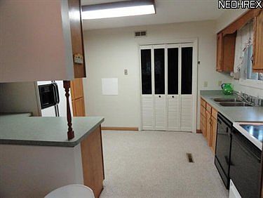 5th image of 3802 Lovers Ln
