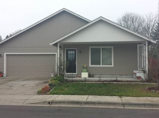 88070 3rd St, Veneta, OR 97487