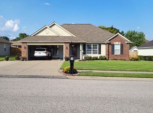 1134 Landing Meadow Dr, Henderson, KY 42420