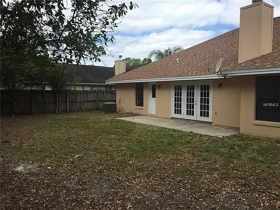 3rd image of 3937 Biscayne Dr