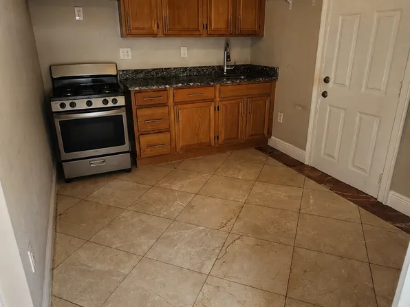 300 SW 71st Ave #2, Miami, FL 33144