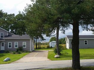 10120 Bliley Rd, Waterford, PA 16441