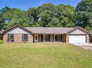 138 Wildwood Dr, Pineville, LA 71360