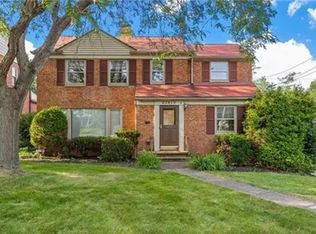 23613 E Baintree Rd, Beachwood, OH 44122