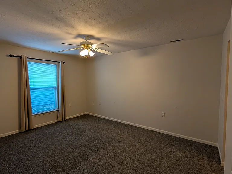 1468 Millbrook Trl — Photo 36
