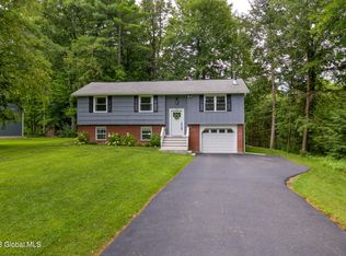 10 Margaret Dr, Gansevoort, NY 12831