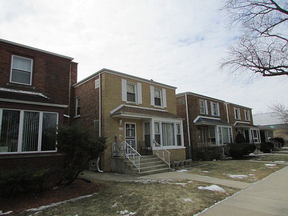 3rd image of 3133 W Jarvis Ave