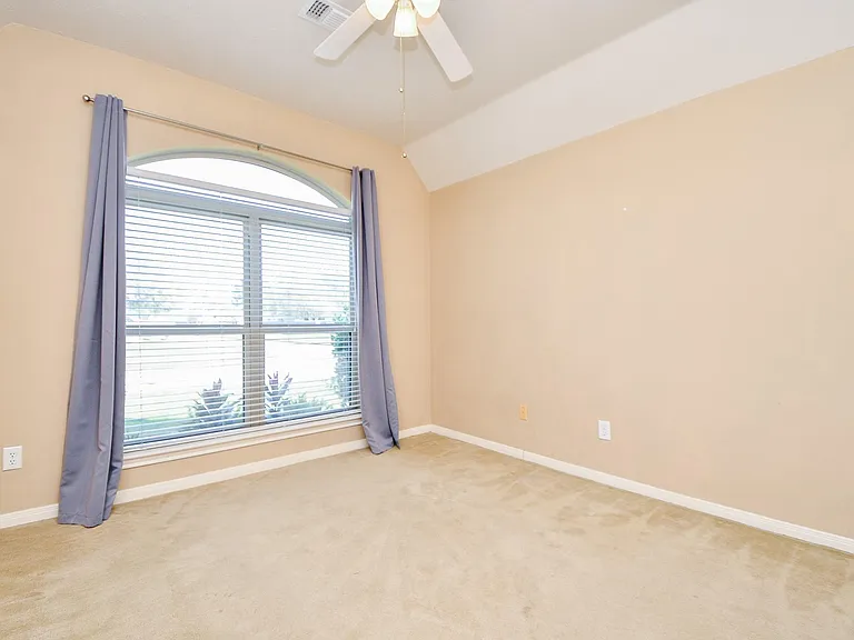 1816 Oak Lodge Dr — Photo 19