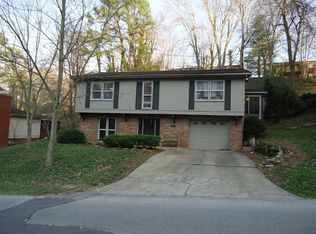 909 W 7th St, Corbin, KY 40701