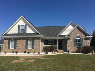 175 Hogart St, Raeford, NC 28376