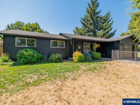 350 W Pine St, Sweet Home, OR 97386