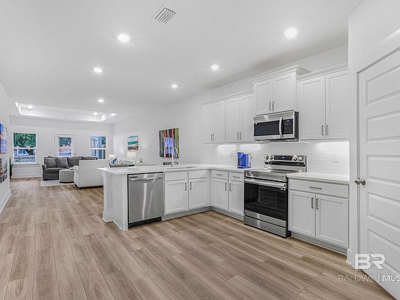 5th image of 9859 Willet Way