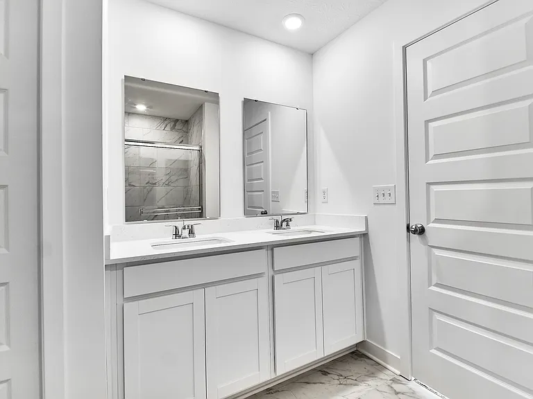 8603 Georgina St — Photo 34