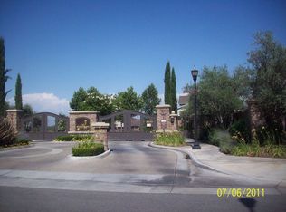 5391 W King Fisher Ln, Fresno, CA 93722