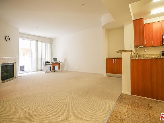 4th image of 620 S Gramercy Pl APT 227