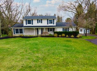46923 Grasmere Rd, Northville, MI 48167