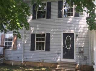 240 Douglas St, Elkton, MD 21921