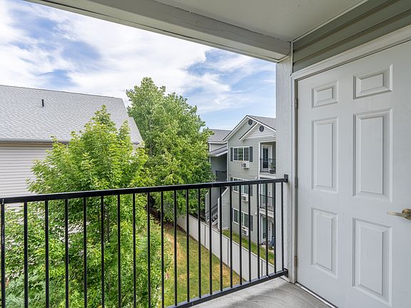 5th image of 15913 E 4th Ave #1X1