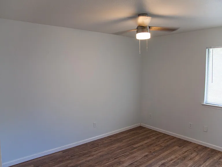 5300 Indio Cv #C — Photo 9