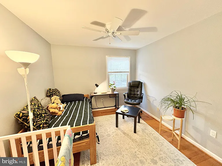 9710 Lakepointe Dr — Photo 41