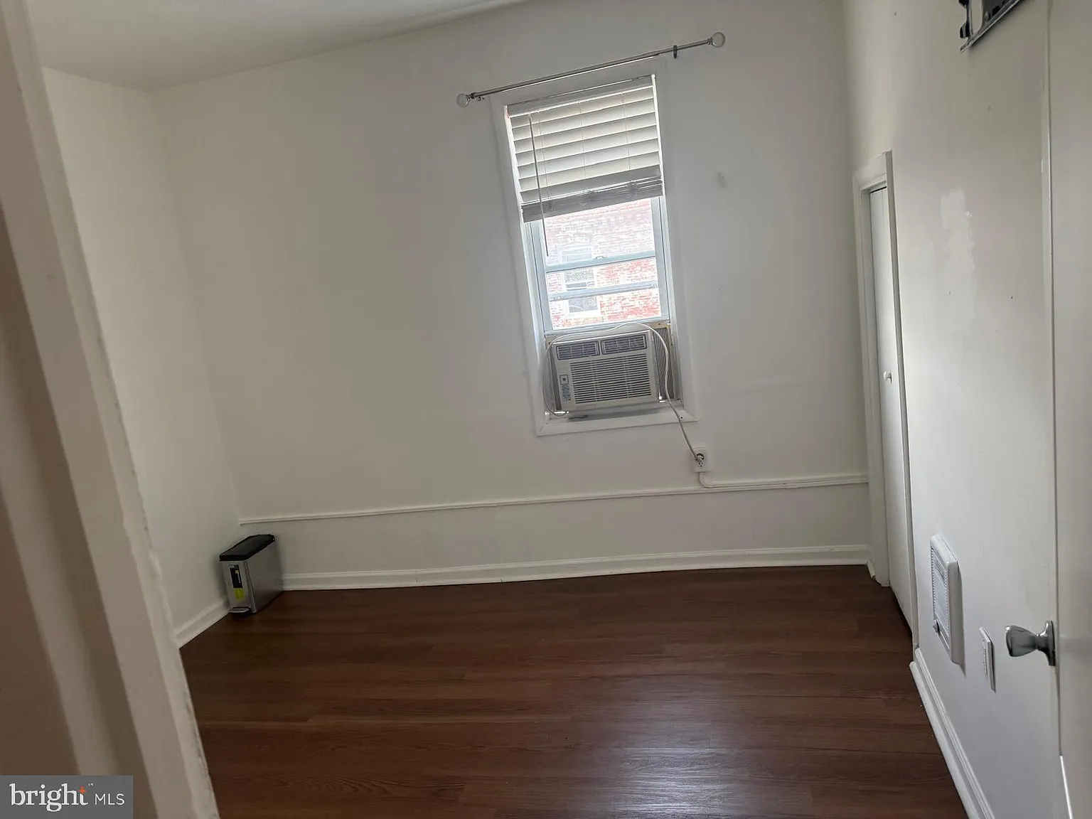 1 bed, 650 sqft, $1,500 — Photo 3