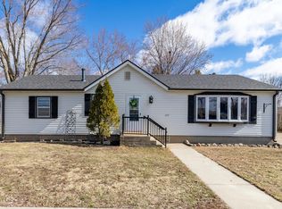 125 S Eagle St, Belle Plaine, MN 56011