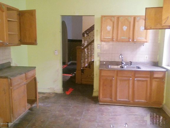 2nd image of 3508 W Broadway