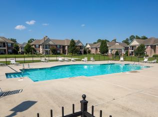 1731 Renwick Dr APT 201, Fayetteville, NC 28304