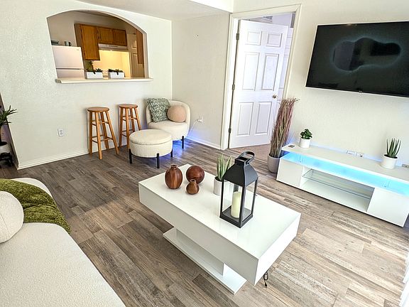 3rd image of 2060 S Triviz Dr