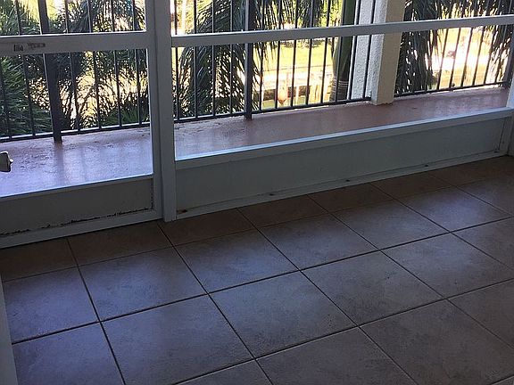 5th image of 109 Paradise Harbour Blvd APT 406