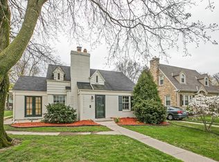 4953 N Woodruff Ave, Whitefish Bay, WI 53217