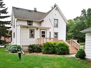 7343 N Lake St, Lannon, WI 53046