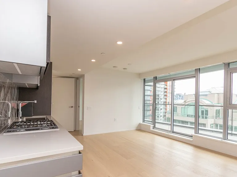 889 Pacific St #2001 — Photo 12