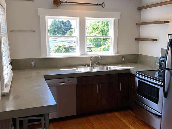 5th image of 7533 1st Ave NE