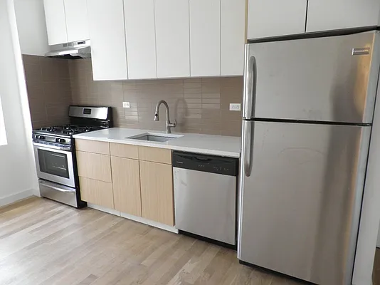 Rented by Bohemia Realty Group | media 17