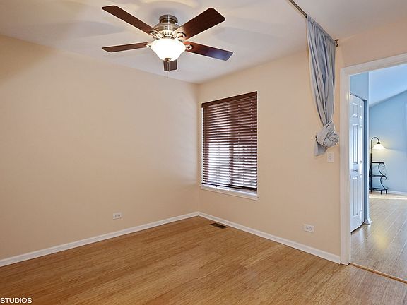 5th image of 1560 N Saint Marks Pl