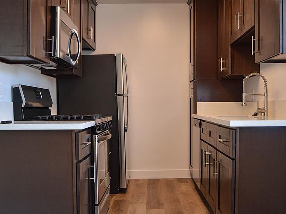 5th image of 1308 Amherst Ave #9