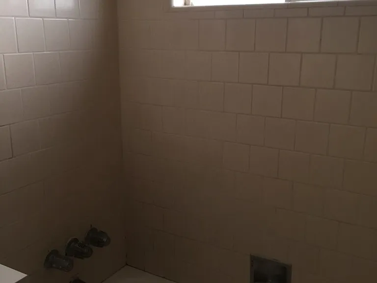 515 W 2nd St #101 — Photo 8