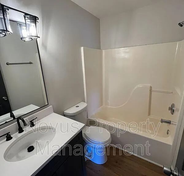 106 Turtle Pointe Dr — Photo 9