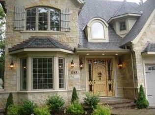 1548 Brandon Rd, Glenview, IL 60025