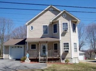 231 Heard St, Worcester, MA 01603