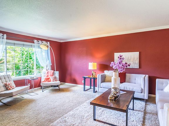 5th image of 665 Tarrytown Ct