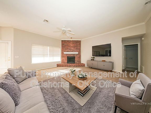 2nd image of 400 Coalbrook Dr