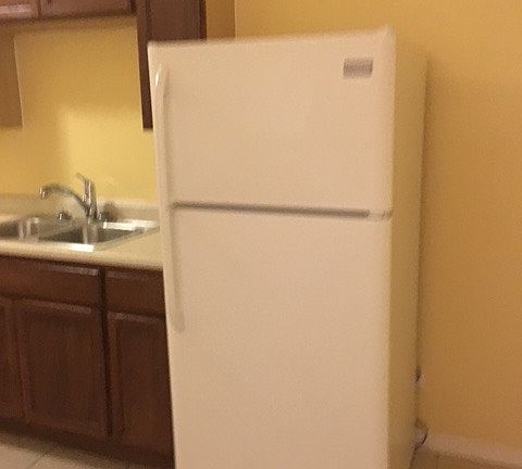 3rd image of 370 E 60th Street # Fl 2nd